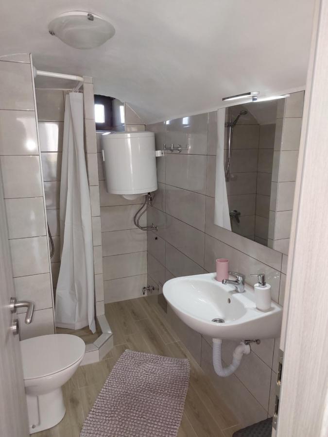 Apartman Biba Lubenice Dış mekan fotoğraf